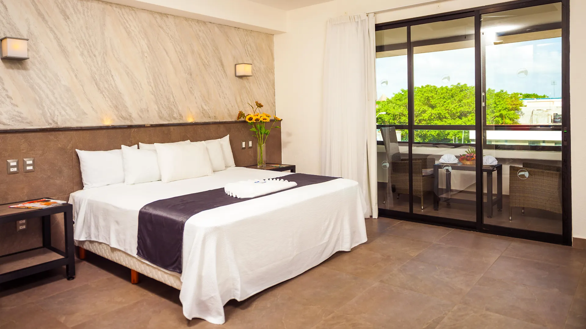 Aspira Hotel 신데 델 카르멘