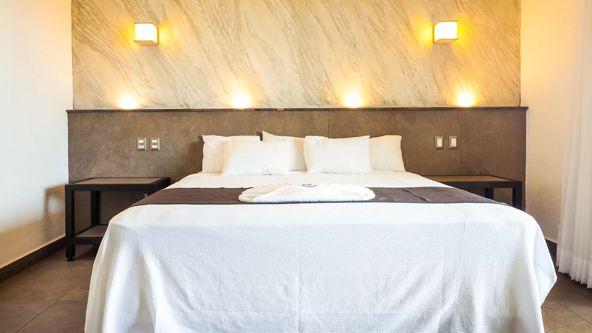Aspira Hotel 신데 델 카르멘